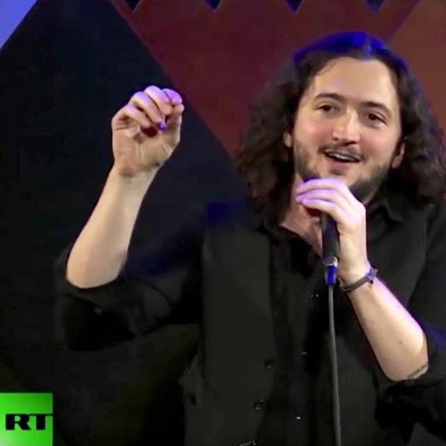 US Gov Squeezes RT, New Cold War & Internet Censorship : Interview w/ Lee Camp of Redacted Tonight