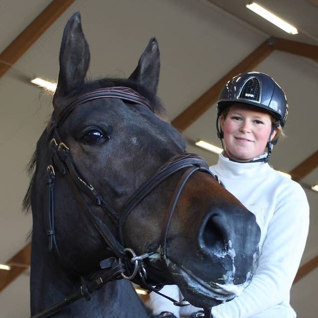 Hopputbilda unghästar - med Stephanie Holmén och Lisen Bratt Fredricson