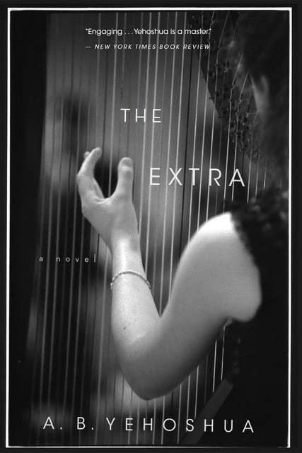 The Extra: A Novel