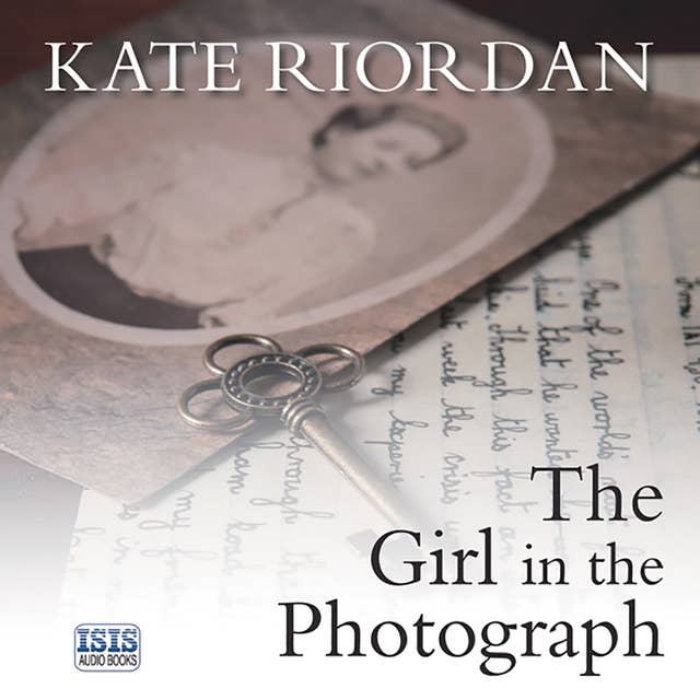 Cover for The Girl in the Photograph