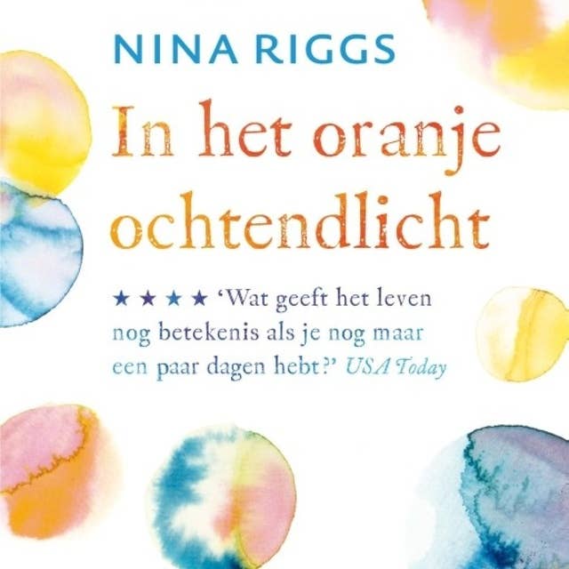 In het oranje ochtendlicht